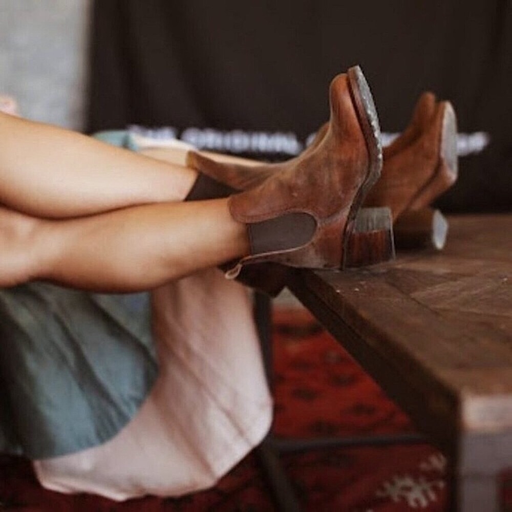 Frye Sabrina Chelsea Vintage Tan/Brown Suede Classic Casual Heeled Ankle Booties - Picture 6 of 16